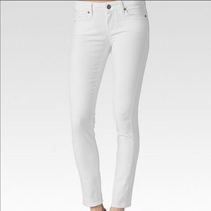 Paige Horton white skinnies -size 25 - perfect
